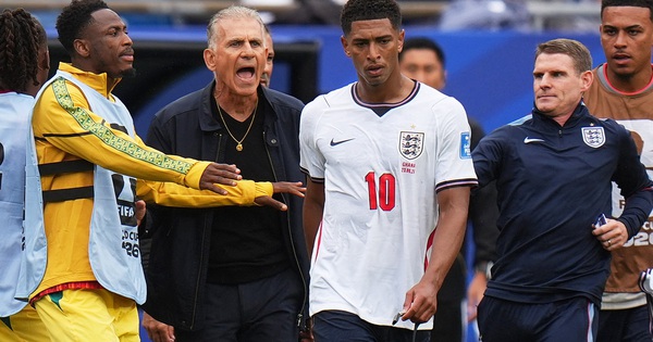 Ngôi sao đội tuyển Anh vi phạm luật mới của FIFA, lại lấy tay che miệng: Nguy cơ nhận án phạt nguội - hình ảnh - go88bet.vip Ngôi sao đội tuyển Anh vi phạm luật mới của FIFA, lại lấy tay che miệng: Nguy cơ nhận án phạt nguội - hình ảnh - go88bet.vip