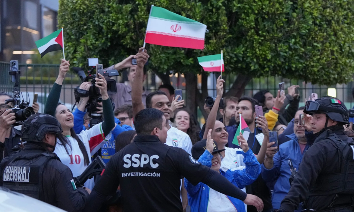 FIFA thu hồi suất mua vé World Cup của CĐV Iran: Tác động đến người hâm mộ và cơ hội theo dõi trận đấu - hình ảnh - go88bet.vip