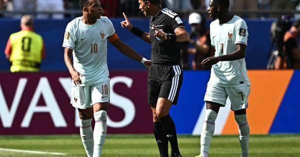 Mbappe đá hỏng phạt đền rồi yêu cầu trọng tài giải thích, Haaland lên tiếng: góc nhìn mới cho người chơi Việt - hình ảnh - go88bet.vip