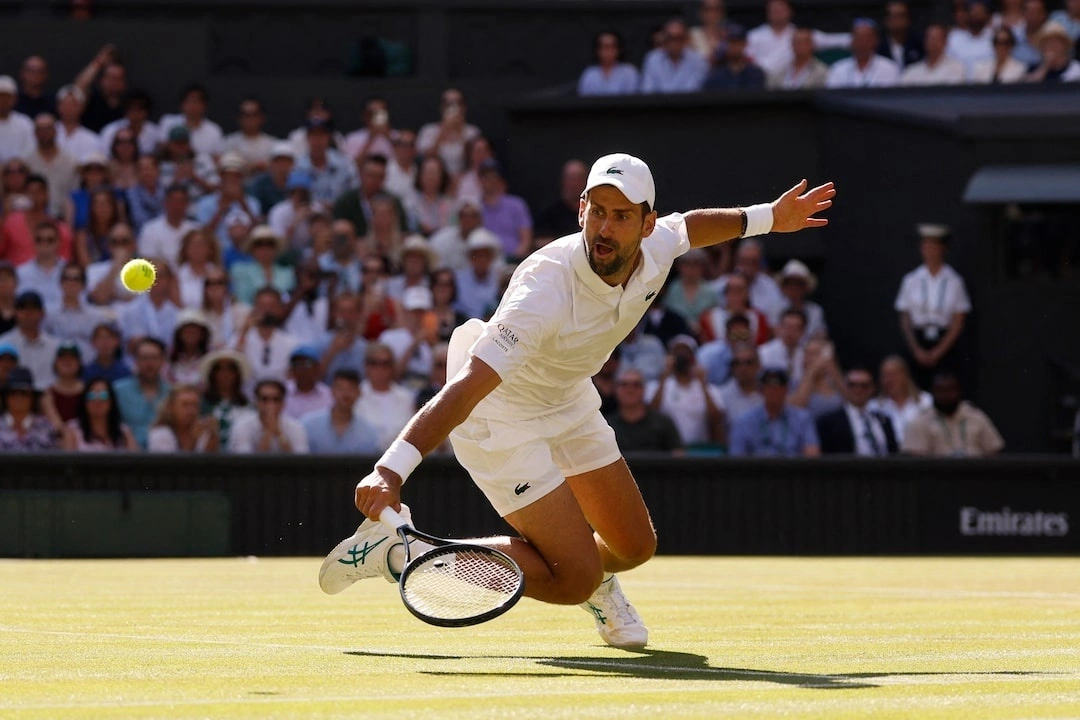 Djokovic cân bằng kỷ lục của Federer ở Wimbledon: Dấu ấn lịch sử giữa mùa giải nóng bỏng - hình ảnh - go88bet.vip