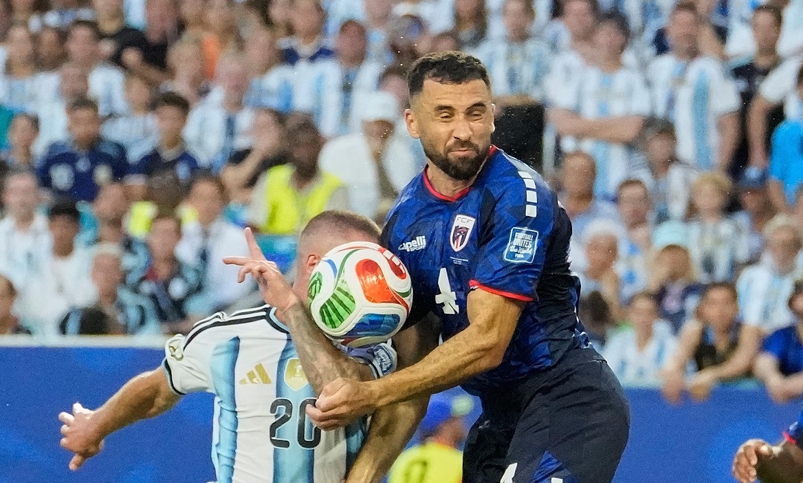 Vì sao Argentina không được hưởng phạt đền trước Cape Verde dù có tình huống để tay vào bóng? - hình ảnh - go88bet.vip Vì sao Argentina không được hưởng phạt đền trước Cape Verde dù có tình huống để tay vào bóng? - hình ảnh - go88bet.vip