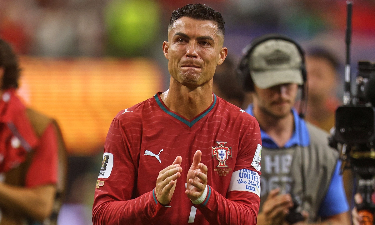 Djorkaeff: ‘Ronaldo bị Bồ Đào Nha tẩy chay’: góc nhìn mới cho người chơi Việt - hình ảnh - go88bet.vip