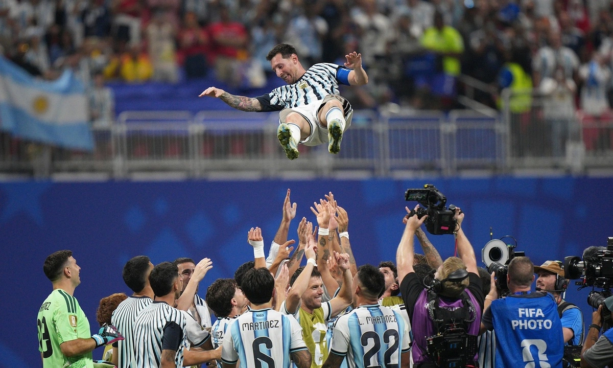 GO88 cược thể thao: Messi lập kỷ lục ghi bàn liên tiếp ở vòng knock-out World Cup - hình ảnh - go88bet.vip GO88 cược thể thao: Messi lập kỷ lục ghi bàn liên tiếp ở vòng knock-out World Cup - hình ảnh - go88bet.vip