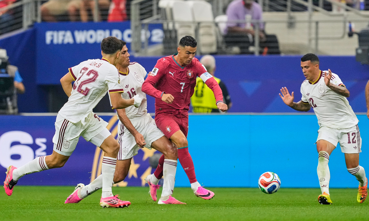 Cá cược thể thao uy tín: Ronaldo nhận điểm thấp nhất trong thất bại trước Tây Ban Nha - hình ảnh - go88bet.vip Cá cược thể thao uy tín: Ronaldo nhận điểm thấp nhất trong thất bại trước Tây Ban Nha - hình ảnh - go88bet.vip